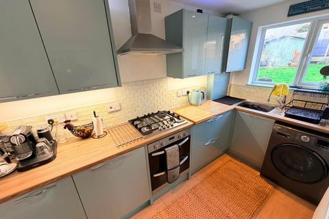 2 bedroom terraced house for sale, Henley Road, Leicester