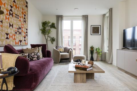 2 bedroom apartment to rent, Pearl Yard, Biscuit Walk, Biscuit Walk SE16