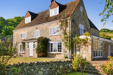 5 bedroom detached house for sale, Gatcombe Road, Gatcombe