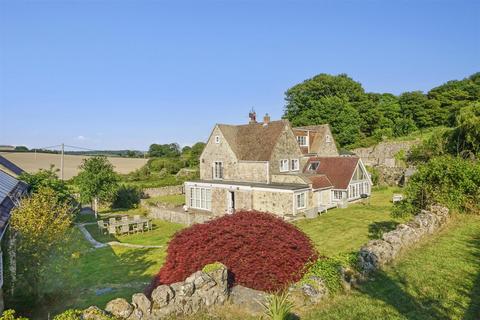 5 bedroom detached house for sale, Gatcombe Road, Gatcombe