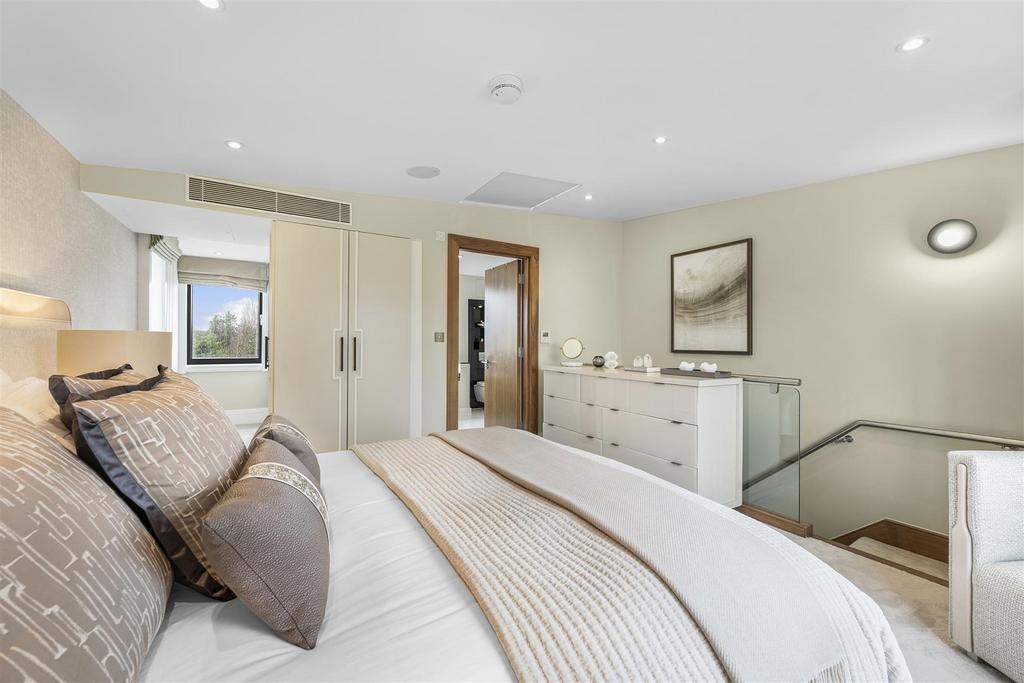 BEDROOM5a.jpg