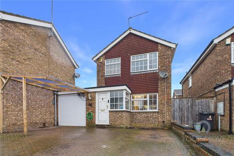 3 bedroom detached house for sale, Oaklands, Northampton NN7