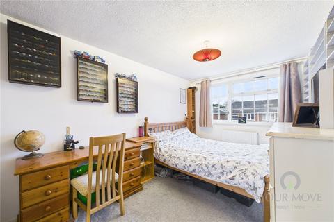 3 bedroom detached house for sale, Oaklands, Northampton NN7