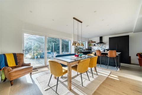 4 bedroom bungalow for sale, Wheelwrights Lane, Grayshott, Hindhead