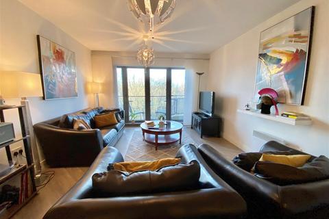 2 bedroom apartment to rent, Fairway Court, Fletcher Road, Gateshead