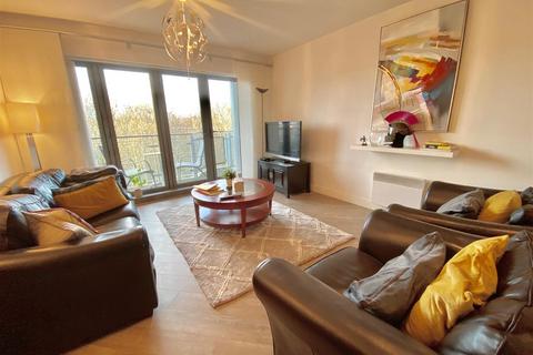 2 bedroom apartment to rent, Fairway Court, Fletcher Road, Gateshead