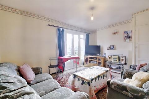 1 bedroom flat for sale, Ricardo Street, London E14