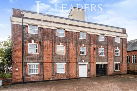 2 bedroom flat to rent, Amberley Court, Colebrook Road, TN4