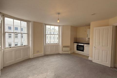 House to rent, Lansdowne Place, Hove