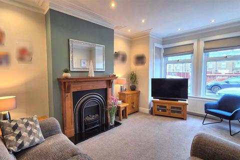 3 bedroom terraced house for sale, Sussex Road, Gorleston