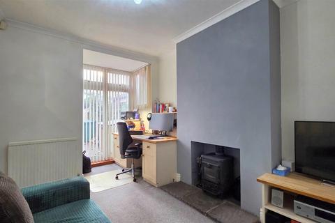 3 bedroom terraced house for sale, Sussex Road, Gorleston