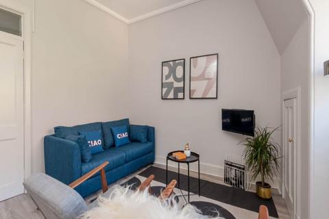 1 bedroom flat to rent, Castle Terrace, Edinburgh,