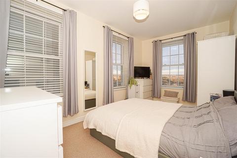2 bedroom flat for sale, Paradise Walk, Bexhill-On-Sea