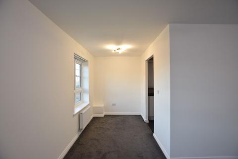 2 bedroom flat to rent, Galloway Road, Gateshead, NE10