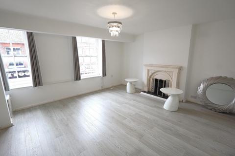 3 bedroom apartment to rent, High Street, Chesham HP5