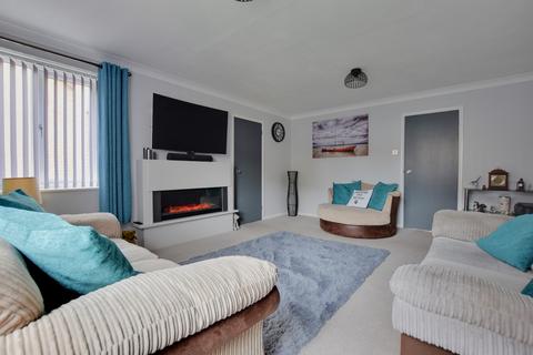3 bedroom detached house for sale, Steeple Close, Heybridge