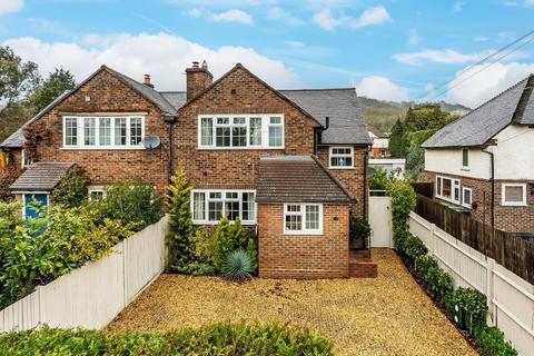 REIGATE ROAD, BETCHWORTH, RH3