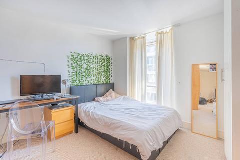 Constable House, Canary Wharf, London, E14