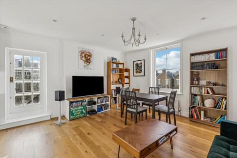2 bedroom flat to rent, Belmont Court, Highbury New Park, London, N5
