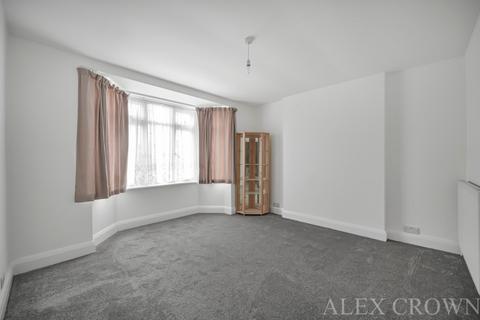 2 bedroom flat to rent, Manor Park Crescent, Edgware