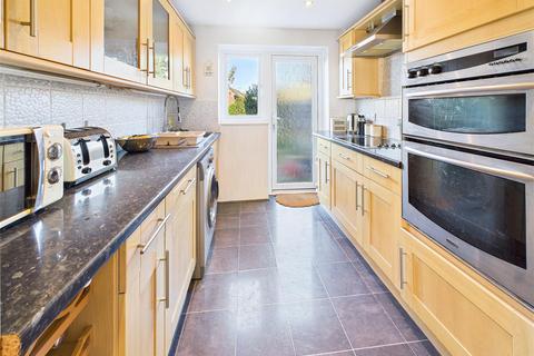 3 bedroom terraced house for sale, Gloucester Avenue, Chelmsford