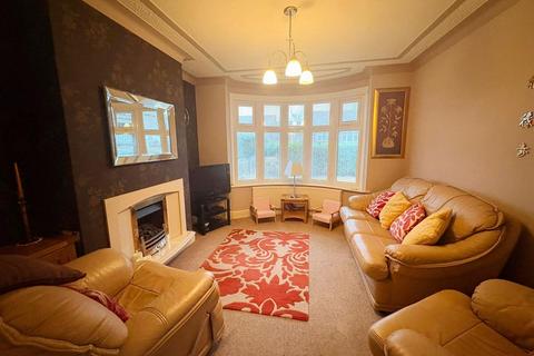 undefined, Cheetham Hill Road, Dukinfield SK16