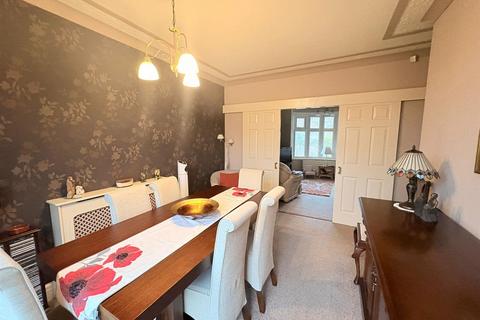 undefined, Cheetham Hill Road, Dukinfield SK16