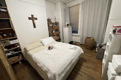 3 bedroom ground floor flat for sale, 169/169a Dunstans Road, East Dulwich, Southwark, London SE22 0HB