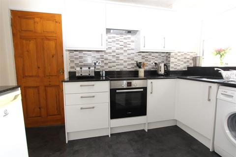 undefined, Grove Court, Lymm