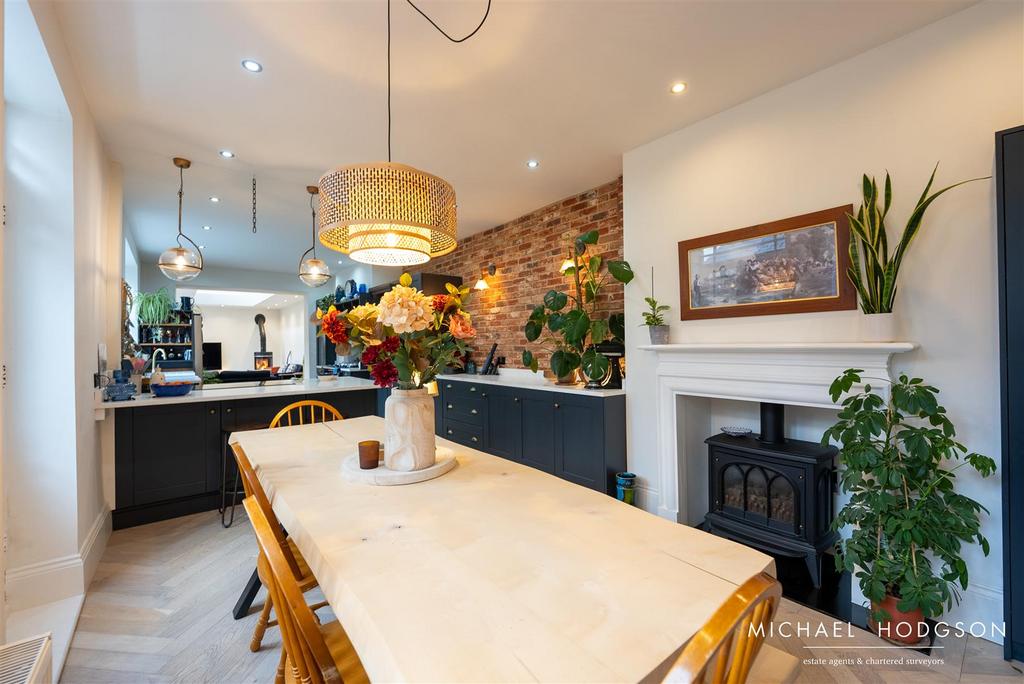 3 Thornhill Terrace-13.jpg