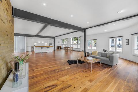 2 bedroom flat to rent, Building 100, Alaska Buildings, 61 Grange Road, London