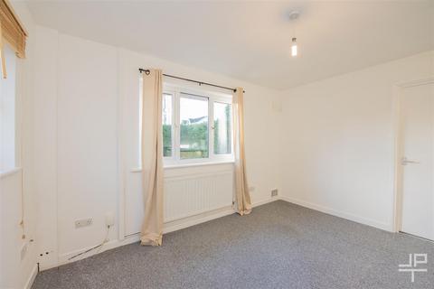 1 bedroom semi-detached bungalow to rent, Little Pasture, Leigh WN7