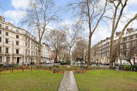 2 bedroom flat to rent, Sussex Gardens, London