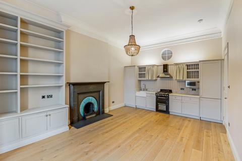 2 bedroom flat to rent, Sussex Gardens, London