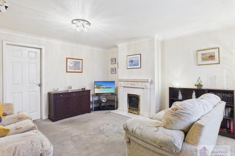 2 bedroom end of terrace house for sale, Burns Park, East Kilbride G74
