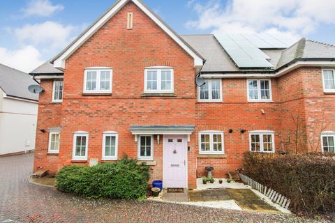 2 bedroom terraced house for sale, Beeches Way, Faygate, Horsham, West Sussex. RH12 0AD