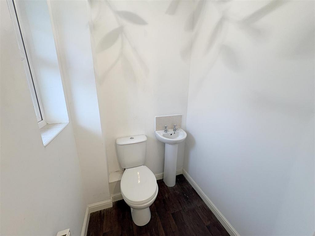 Downstairs wc