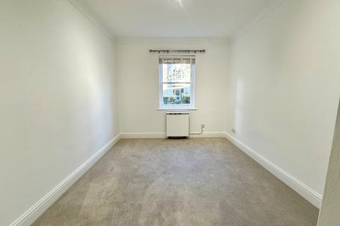 1 bedroom flat to rent, Cathedral Walk, Chelmsford, CM1 1NX