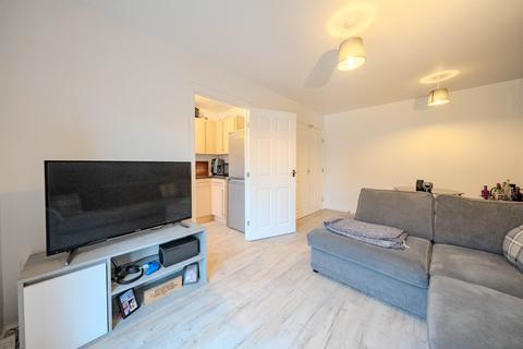 2 bedroom apartment for sale, Whitehall Green, Leeds, West Yorkshire