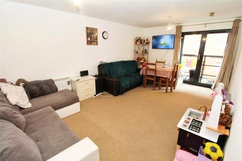 2 bedroom flat for sale, White Star Place, Hampshire SO14