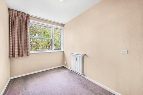 2 bedroom flat for sale, Straffan Lodge, Belsize Grove, Belsize Park, London