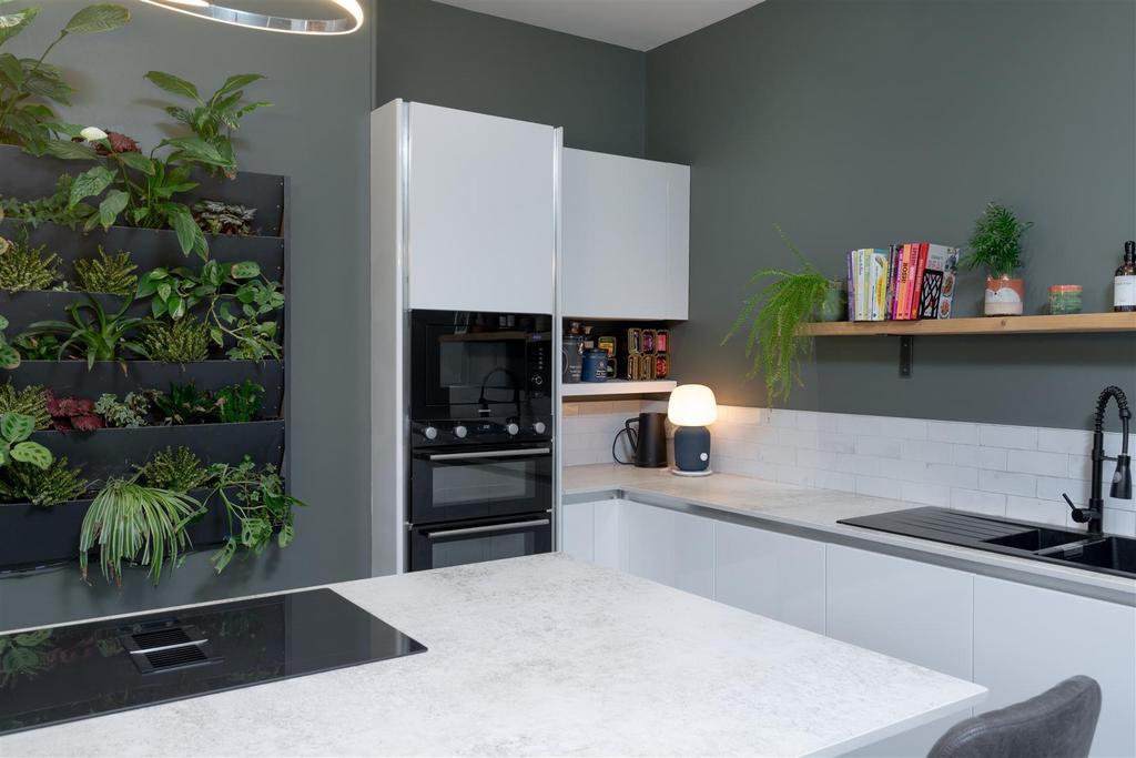  A7 R5497.jpg