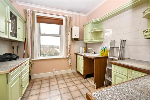 2 bedroom flat for sale, Victoria Drive, Eastbourne
