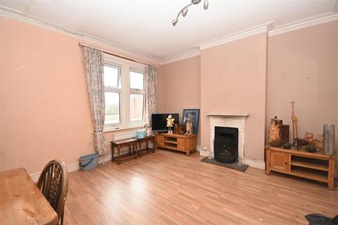 2 bedroom flat for sale, Victoria Drive, Eastbourne