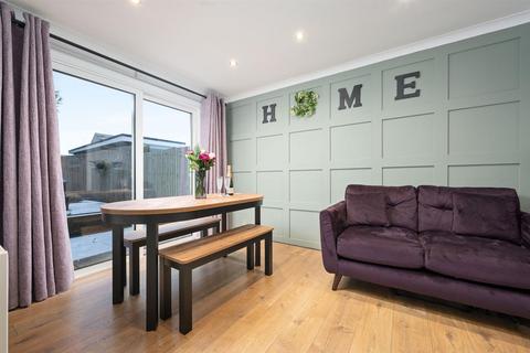 undefined, Petershill Gardens, Bathgate EH48