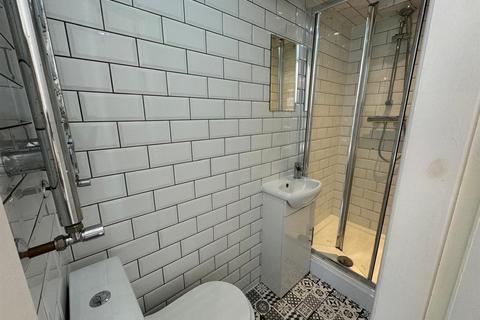 1 bedroom in a house share to rent, Irving Road, Coventry