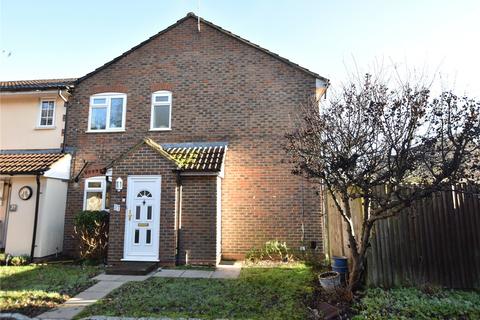 2 bedroom end of terrace house for sale, Juniper Road, Hampshire GU14