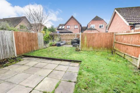 2 bedroom end of terrace house for sale, Juniper Road, Hampshire GU14