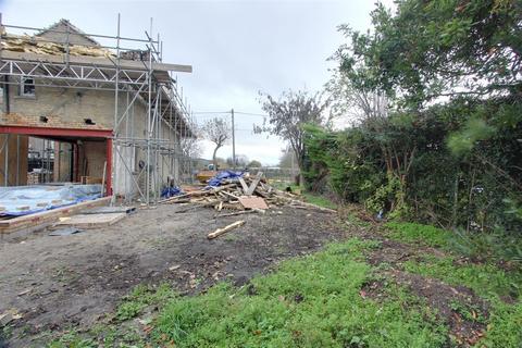 undefined, Marsworth Road, Pitstone