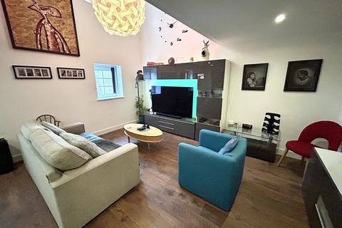 2 bedroom flat to rent, The Shamrock Key Street, Ipswich IP4